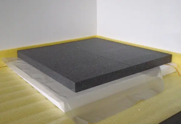 Folie spongioasă din PE tip TD, 3/1000mm, 30ml/rolă, Z030100030