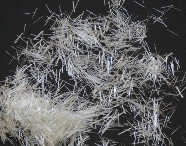 Fibră de sticlă E, 12mm, 20 kg / cutie, 45 cutii / palet, Z35001020