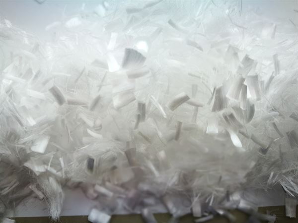 Fibră de polipropilenă Eurofiber, REF 512, Multifils, 12mm, 900g/sac, 20 saci/cutie 18cutie/pal, Z370010